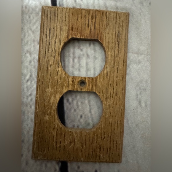 Vintage oak Rustic Wooden Light Switch and Outlet Covers set of 9 - Picture 6 of 11